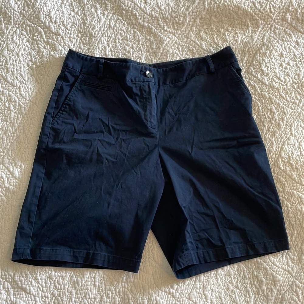 Womens Talbots khaki shorts